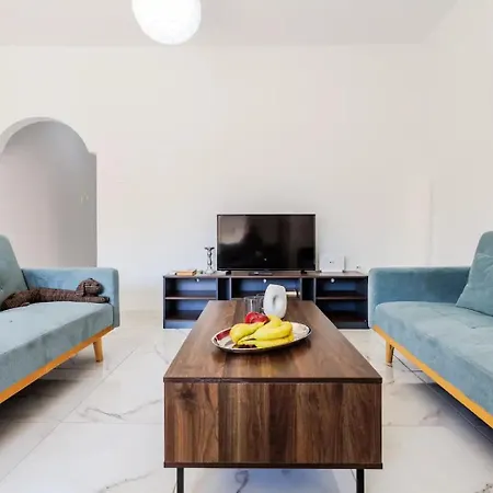 Cozy 1 Min To The Apartment
