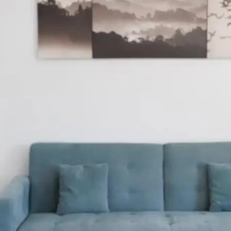 Cozy 1 Min To The Apartment Larnaca
